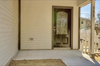 Building Photo - 351 Red Clover