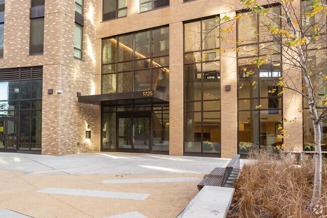 Building Entrance - 1725 Village Ln