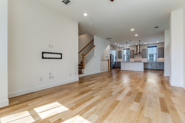 Building Photo - 2762 Yellow Jasmine Ln