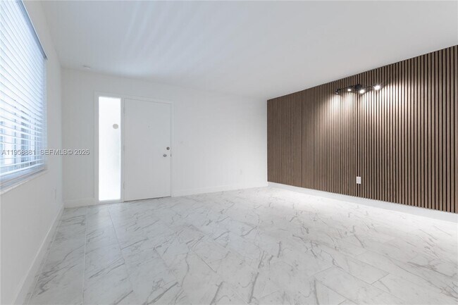 Building Photo - 5301 SW 77th Ct