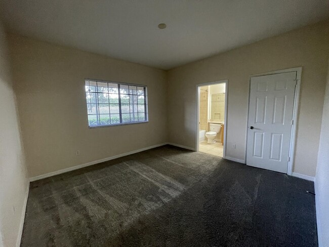 Building Photo - 1736 Coriander Dr