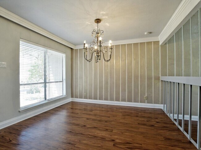 Building Photo - Motivated Landlord Lakeway