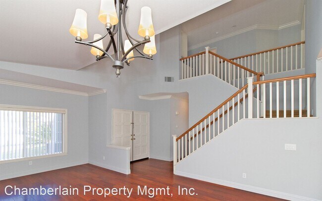Building Photo - 6 br, 3 bath House - 1651 Shire Ave
