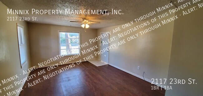 Foto del edificio - 2117 23rd St.