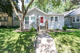 Building Photo - 1447 St Clair Ave