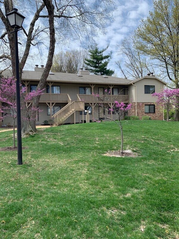 Building Photo - 215 Eagle Ridge