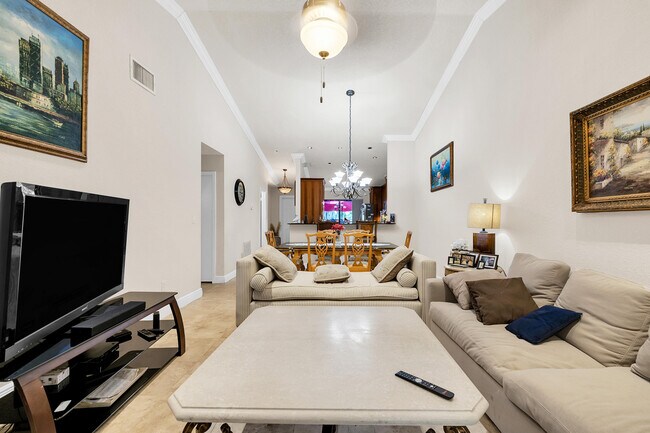 Foto del edificio - 8440 Boca Glades Blvd E