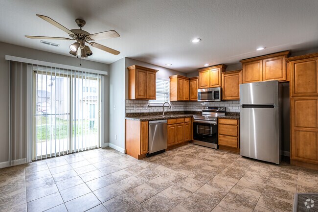 2HAB, 2.5BA - 1,450 ft² - Arbor Mist Townhomes