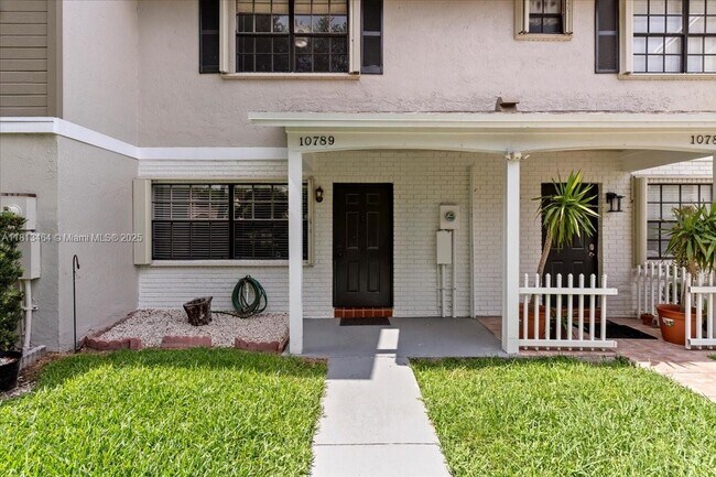 Foto del edificio - 10789 NW 11th St