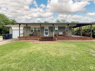 Building Photo - 9580 Dogwood St