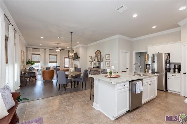 Foto del edificio - 4 Bedroom New Construction Home with a Lar...