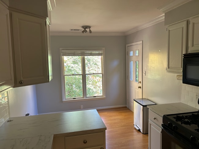 Foto del edificio - 7264 Glen Hollow Ct