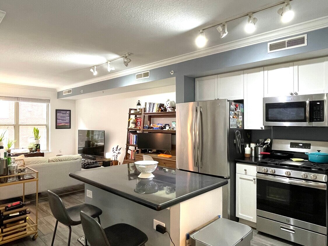 Foto principal - 1441 Rhode Island Ave NW