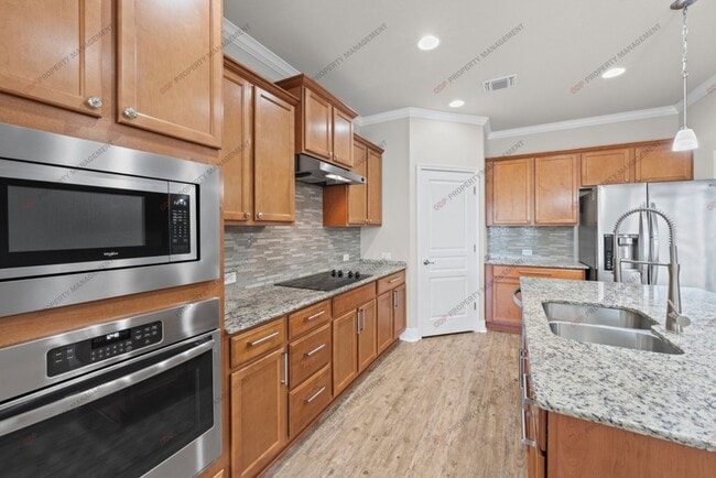 Building Photo - Magnificent home in Wyndham Hill Community! -Refrigerator, Washer/Dryer, and Lawn Care ALL INCLUDED