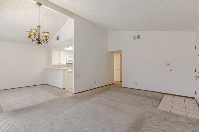 Foto del edificio - 4619 Black River Ct