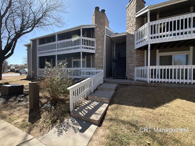 Photo - Spacious 3-Bedroom Condo with In-Unit Laundry – Convenient Aurora Location