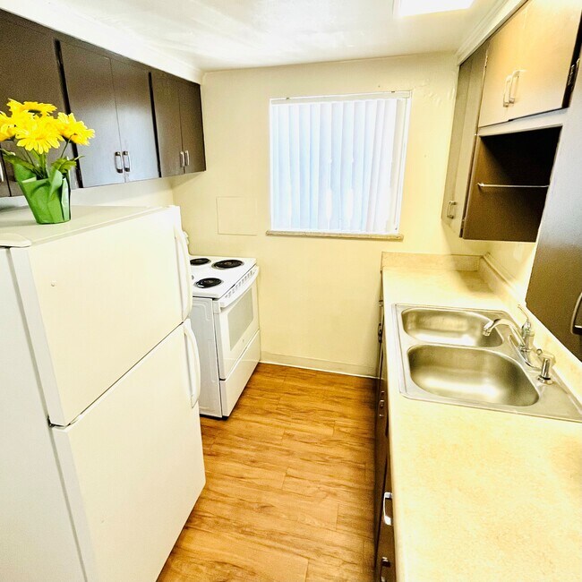 Foto del edificio - Lafayette Garden