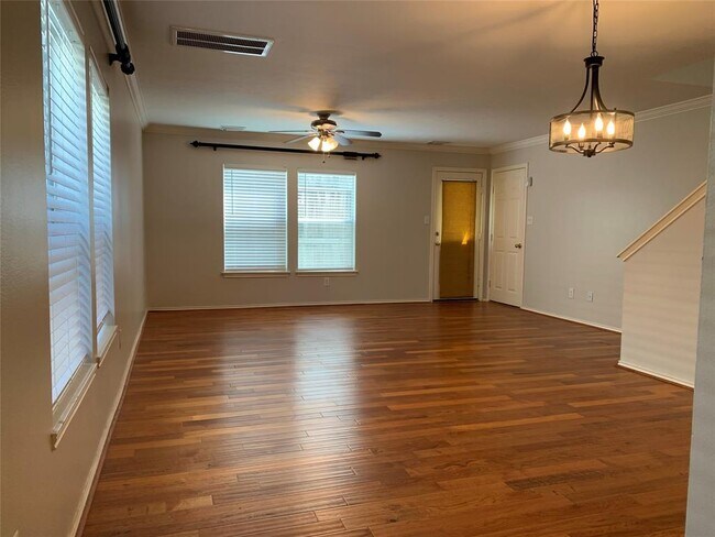 Building Photo - 1706 Redwing Haven Dr