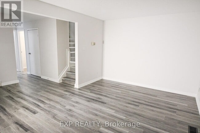 Building Photo - 3344 Uplands Dr