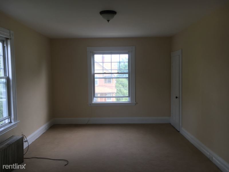 28 Olive St, Naugatuck, CT 06770 Apartment for Rent in Naugatuck, CT