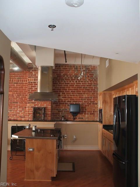 Building Photo - 435 Monticello Ave