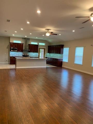 Foto del edificio - 5330 Oceanport Dr