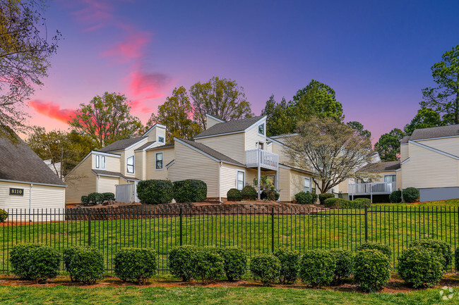 Beautiful Curb Appeal - The Flats at Arrowood