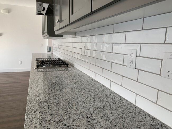 Foto del edificio - Home In Tracy Hills - Tenant occupied DO N...