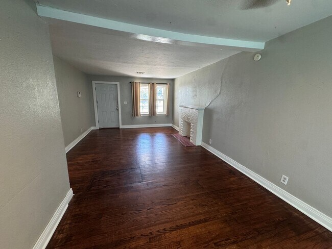 Foto del edificio - Northwest OKC 3 bed home