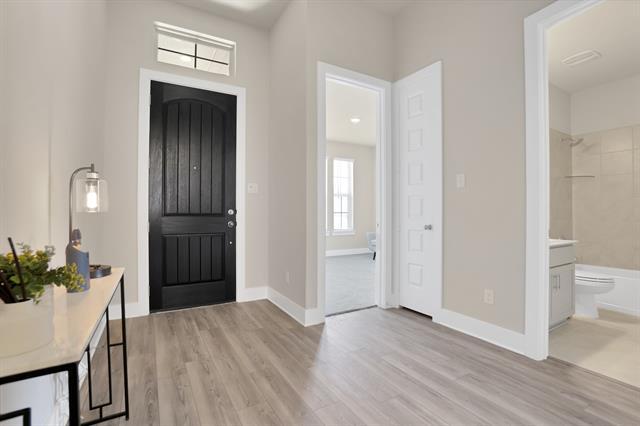 Foto del edificio - 926 Lawless Ln