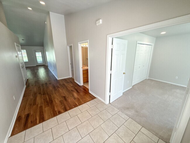 Foto del edificio - 3 bedroom, 2 bath home on Harbor Links Golf Course