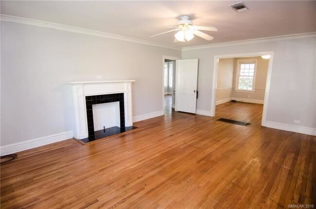 Foto del edificio - South Highlands Rental!