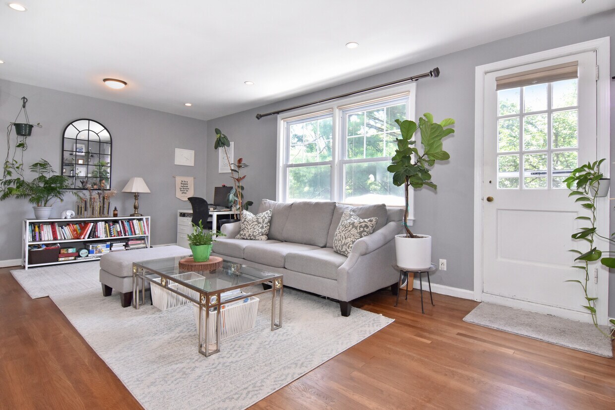 100 Cedar St, Dobbs Ferry, NY 10522 House Rental in Dobbs Ferry, NY