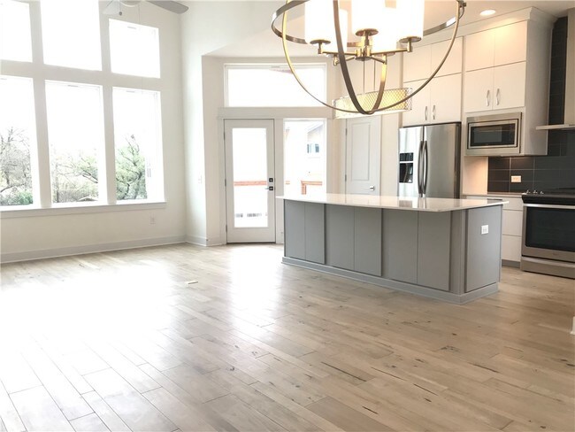 Building Photo - 12608 Red Sparrow Street