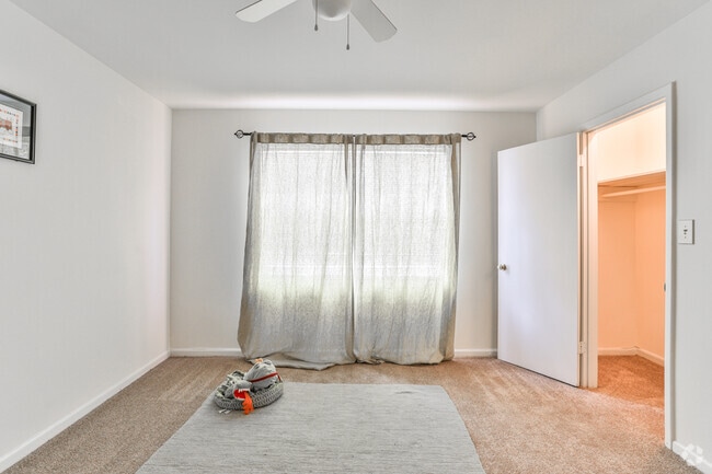 1HAB, 1BA - 1.250 ft² - Reserve at Maple Ridge