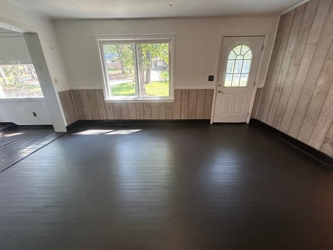 Building Photo - 244 Vallejo Cir