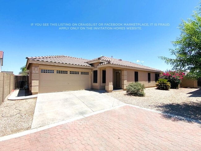 Building Photo - 2887 E Cherry Hills Dr