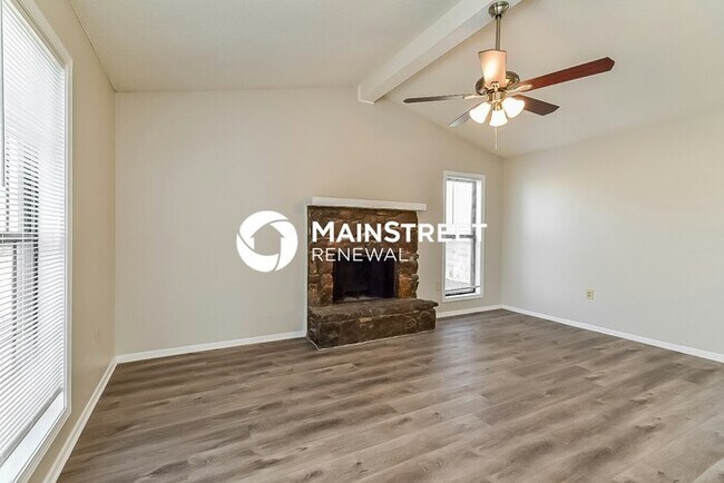 Foto del edificio - 3 Bedroom Pet-Friendly Home in Millington, TN with Main Street Renewal