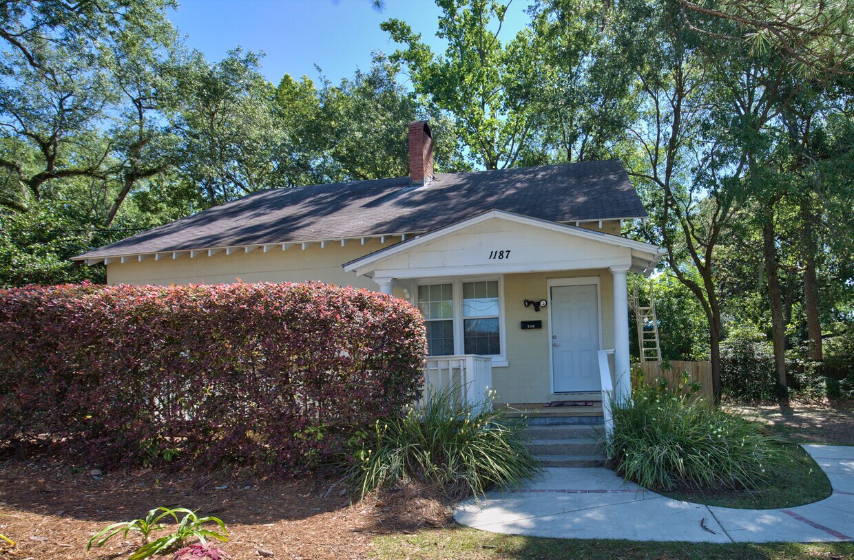 Primary Photo - 2bd/2ba in MIDTOWN