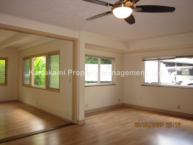 Photo - Very Spacious, Well Maintained, Hidden Gem on Quiet Street House