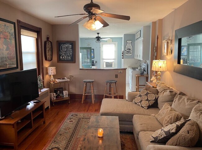 Living/Kitchen - 320 Gay St
