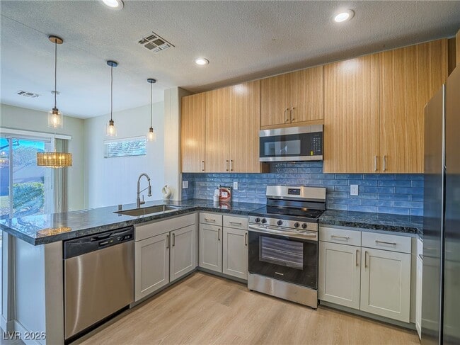 Foto del edificio - 1510 Fieldbrook St