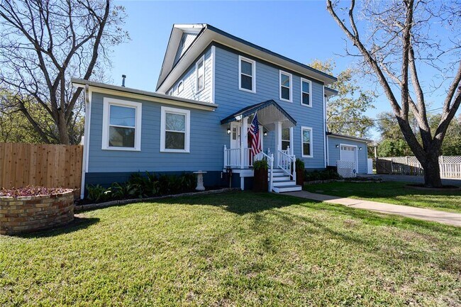 Foto del edificio - 307 Walnut Dr E