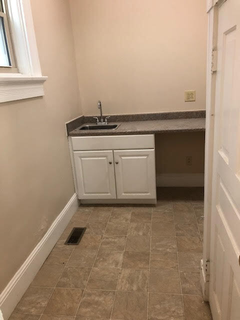 Building Photo - 708 Fairfield Ave