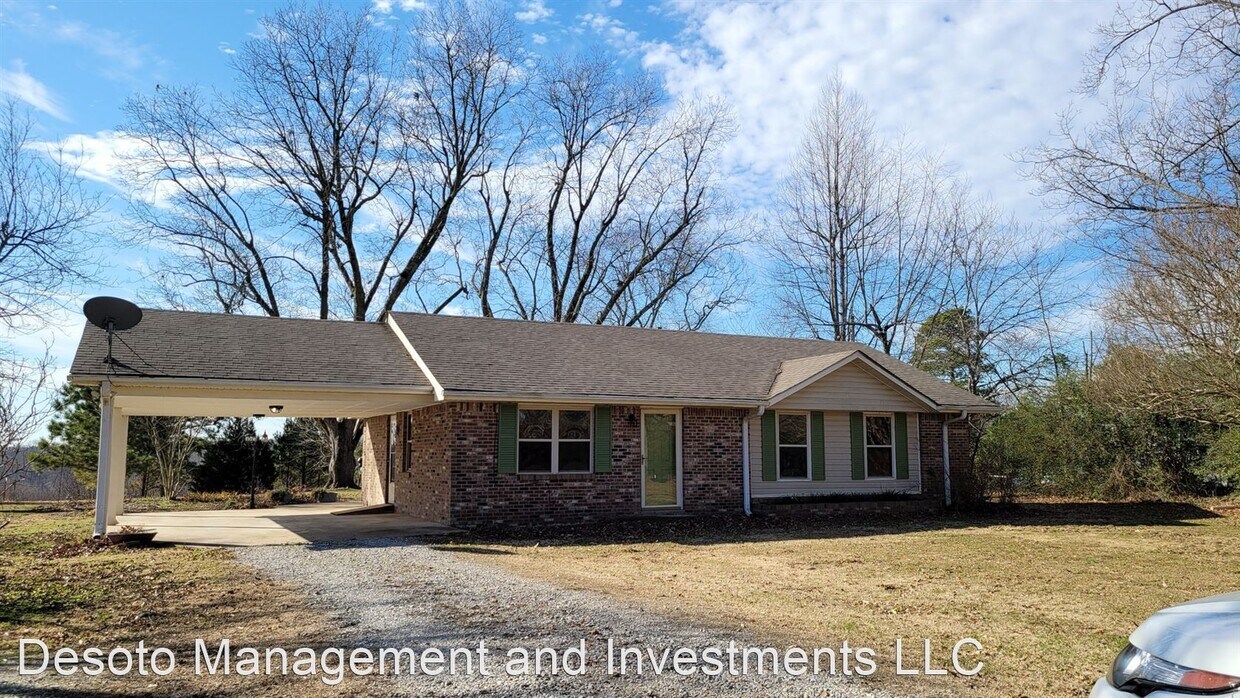 Foto principal - 3 br, 2 bath House - 2985 Holly Springs Road