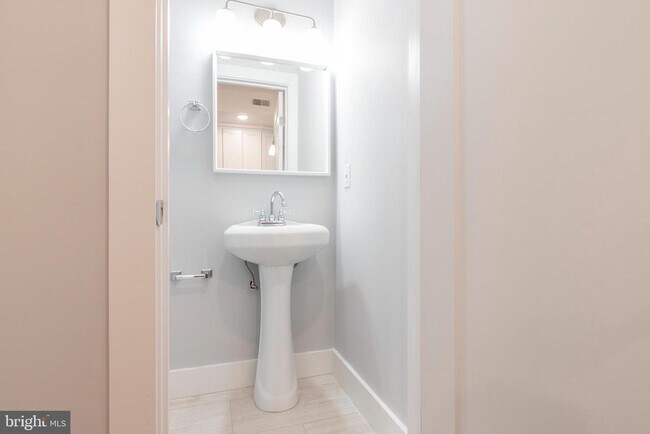 Foto del edificio - 818 N 16th St