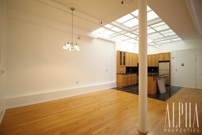 Foto del edificio - 101 W 18th St