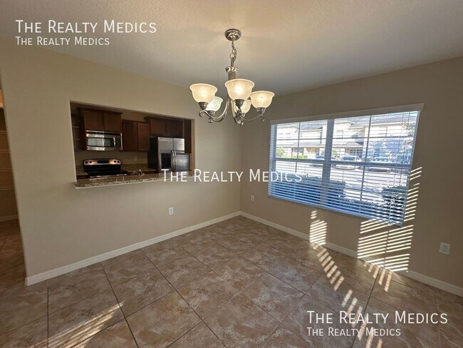Building Photo - 272 Carina Cir