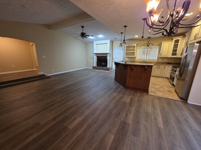 Foto del edificio - 399 Admiral Dr