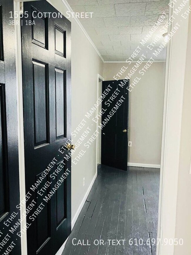 Foto del edificio - Newly-Updated 3-Bedroom Townhome